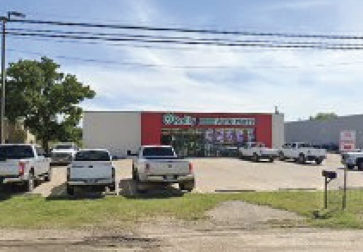 1942 East Austin St