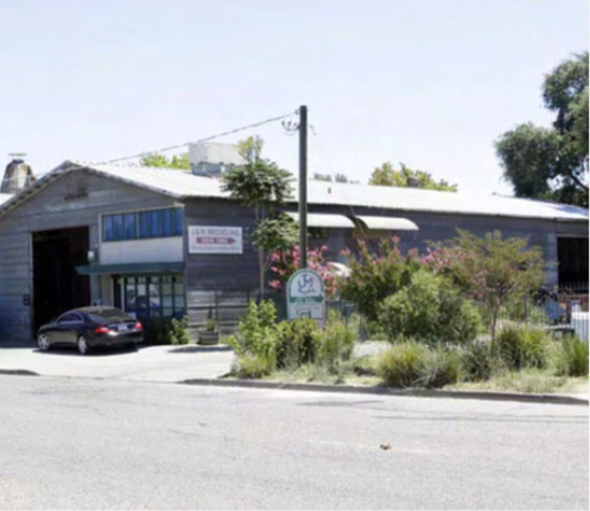 2205 Rice Avenue